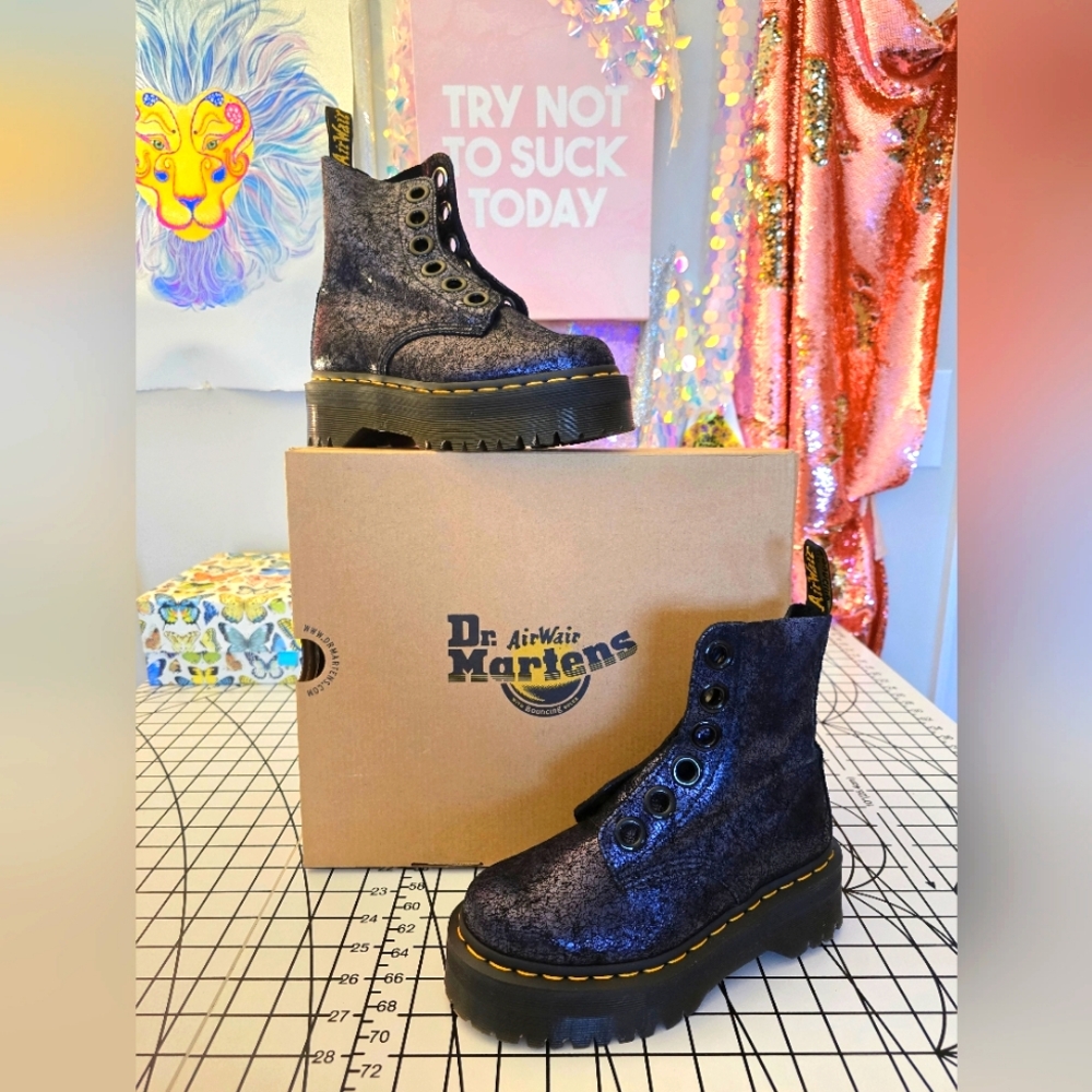 Dr. Martens Molly Platform Boots in Black Iridescent Crackle - US 5/UK 3